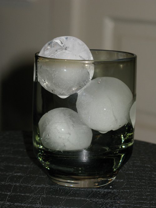 Threecubesshortglass