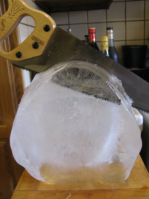 Saw in ices