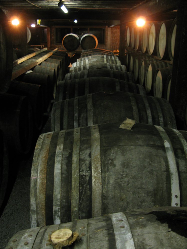 Bowmore barrel5