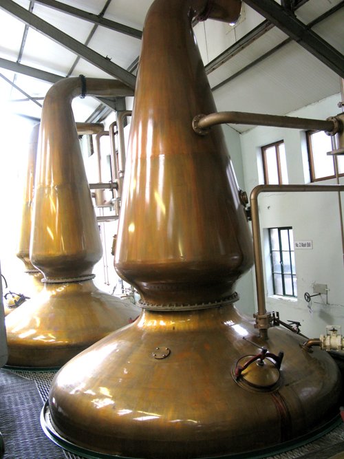 Jura distillery stillss
