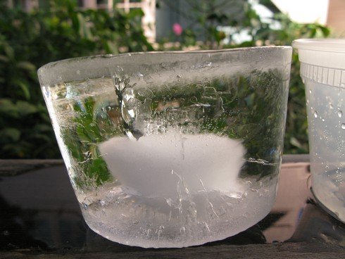 Salt water bath ice_tn