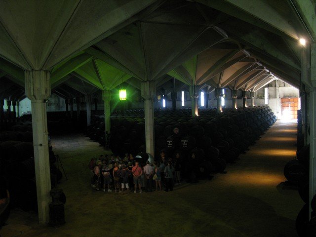 Bodegas williams and humbert17_tn