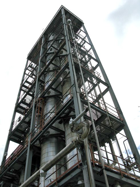 Column still Angostura Distillery Trinidad5_tn