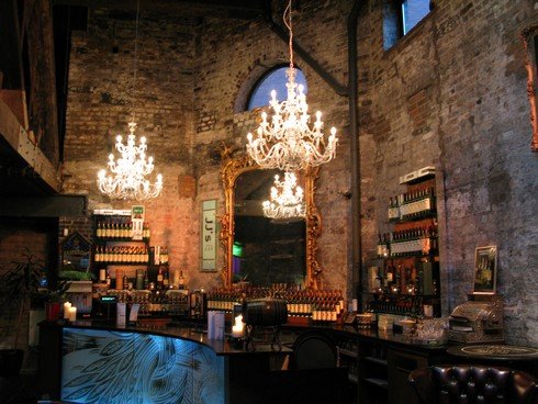 Old jameson distillery bar2_tn