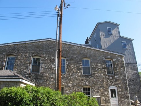 Woodford Reserve grounds3_tn
