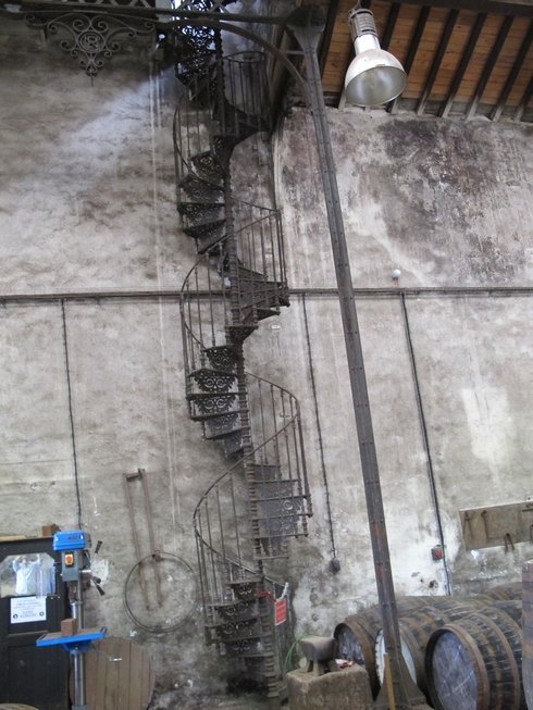 Eiffel staircase Noilly Prat Marseillan France (2)_tn