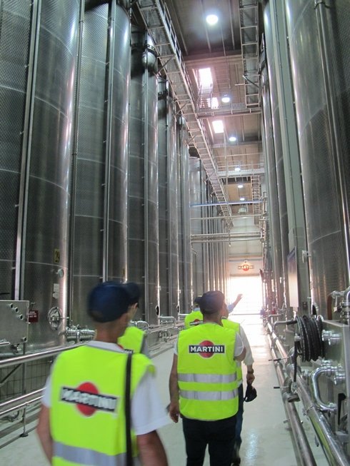 Martini Vermouth Tour huge tanks2_tn