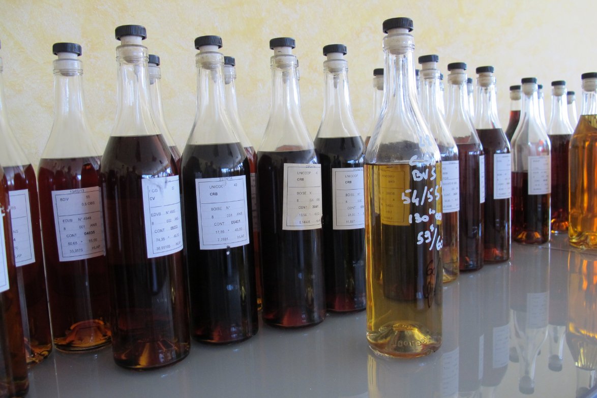 Cognac Hardy bottles