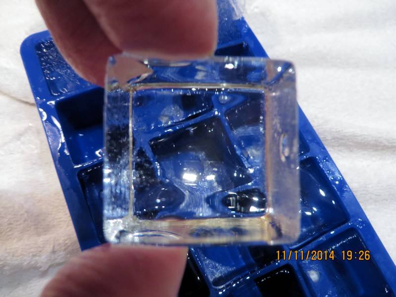 Image.1.clear.ice.cube