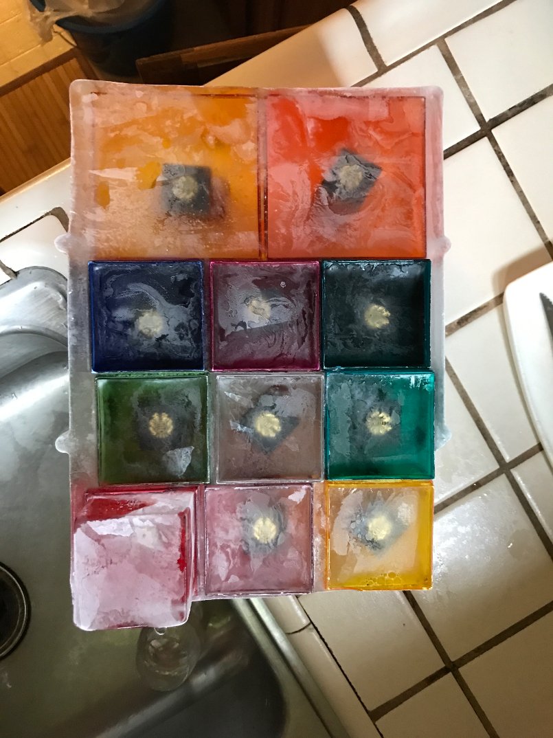 Disaronno minis in ice (9)