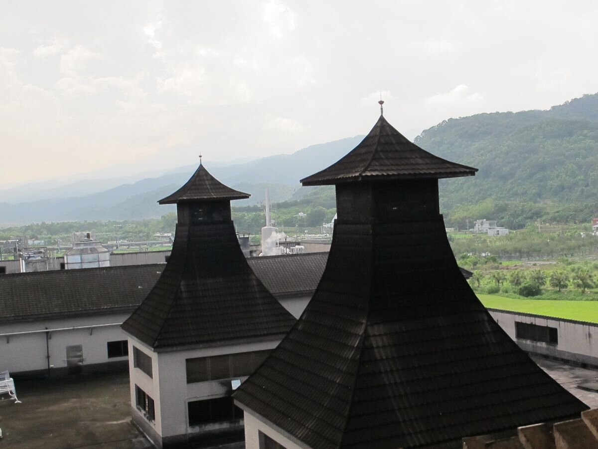 Kavalan Whisky Taiwan pagoda roof1