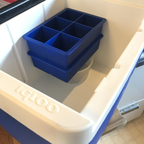 Double stacked trays with holes3