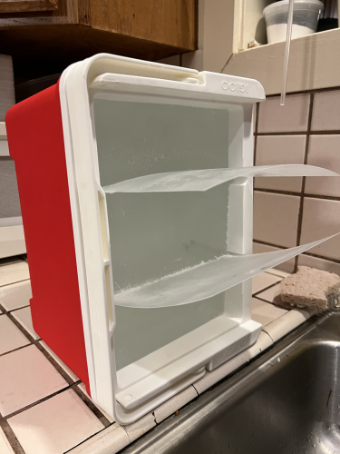 Two plastic dividers4